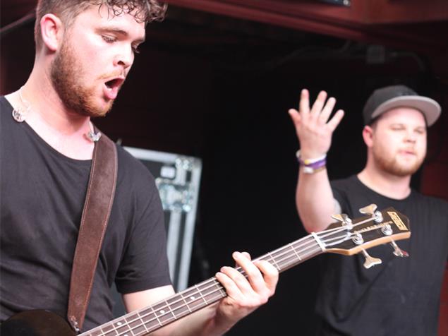 只有貝斯跟鼓的樂團有搞頭嗎?