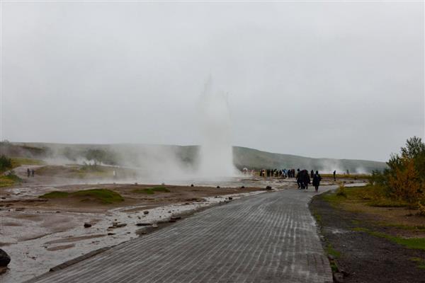 間歇噴泉Strokkw.jpg
