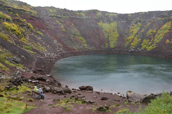 Kerið 火口湖1.jpg