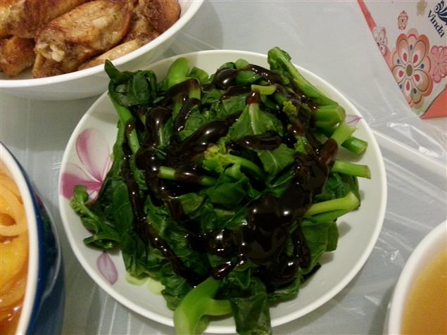 （詩說）平民菜譜／蠔油芥蘭──給眾神