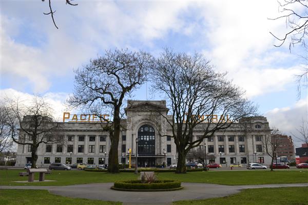 Main Railstation01.jpg