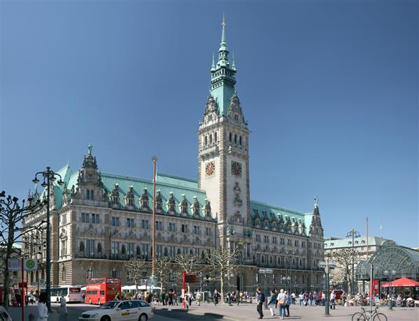 HH_Rathaus_pano2.jpg
