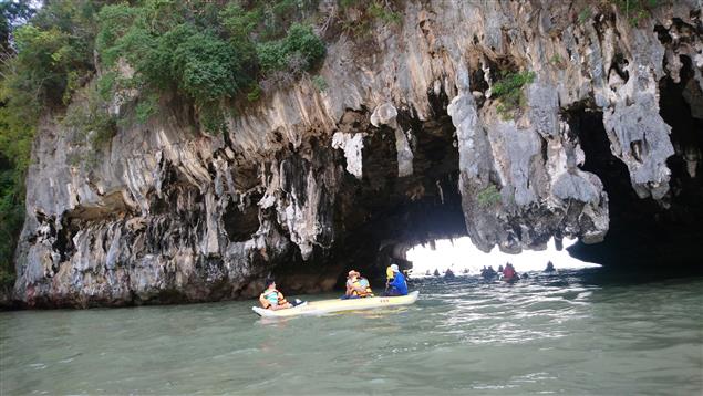 泛舟攀牙灣@陳慧文