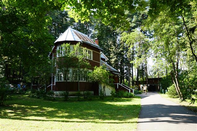 樹林間閃閃發光的處女地——尋訪俄國詩人巴斯特納克故居