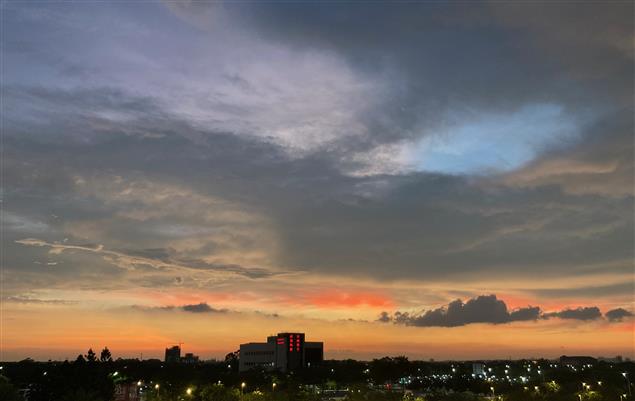 光豔奪目的瞬間：音樂與時間，詩，人生【散文】