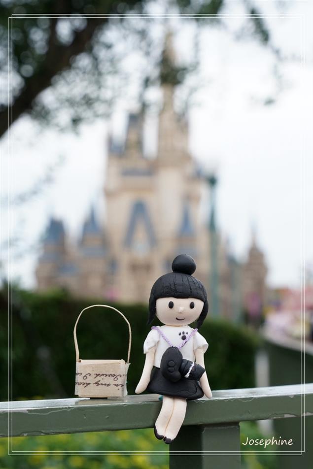 伊藤櫻穿越了（二）－雨潑，東京迪士尼。