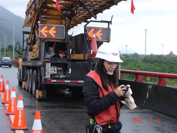 24_01--?文?憍瑟?璇炎皜砌?璆?jpg