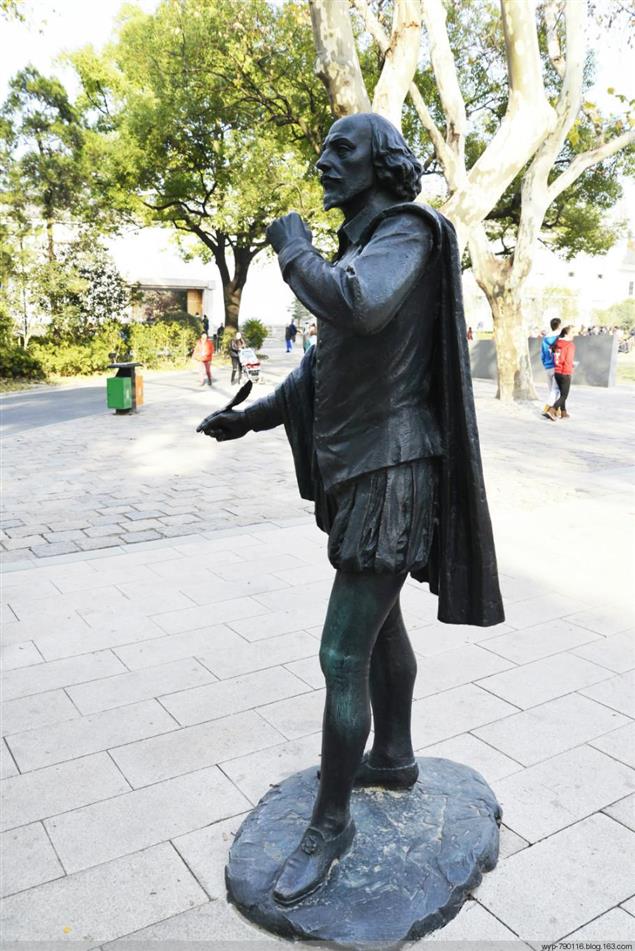 4月23日是“世界讀書日”，因為誰，才有的“世界讀書日”？非這位作家莫屬！