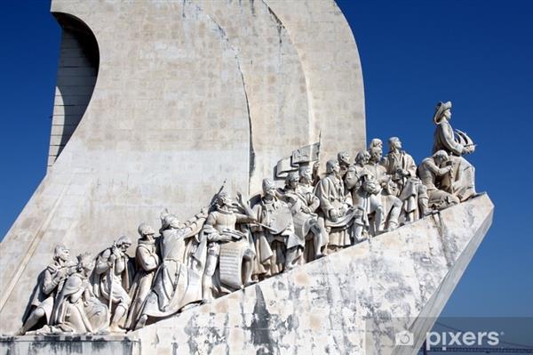 七) 里斯本1960年紀念亨利王子逝世500周年紀念建築monument-des-decouvertes-a-lisbonne-portugal.jpg
