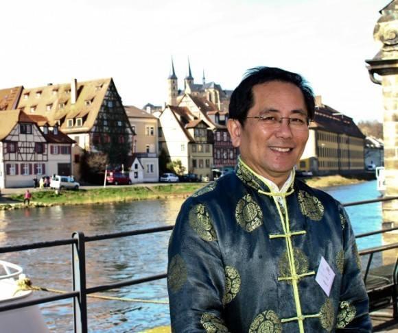 【歐華作協專欄】謝盛友：母親河