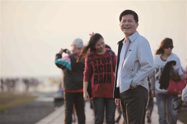 不只政治，回歸人文。呈現鎂光燈外最真實的林佳龍