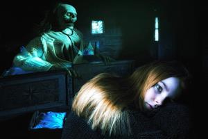 一家四口都在「家裡」遇到靈異事件？！《鬼屋》試讀