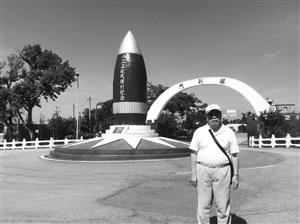 為何而戰？為誰而戰？──《從荒謬的年代到弔詭的年代》