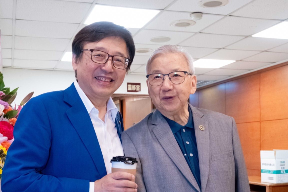 3比2大使+M陳志亮攝-02128 (中) (中).jpg