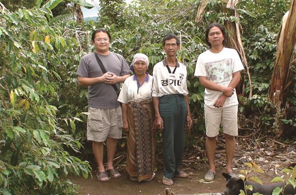 01-深入印尼蘇門答臘，實踐對第三世界農民與雨林的關懷。.jpg