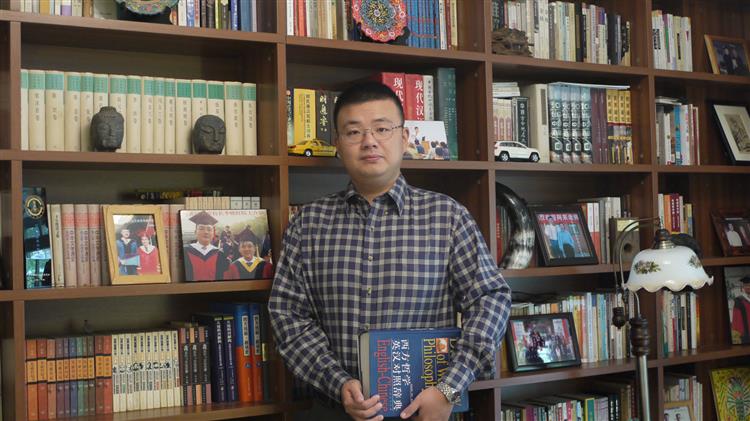 除了歷史，貨幣演化也暗藏全球化與科技進步的威力──專訪韓晗《讀錢記》