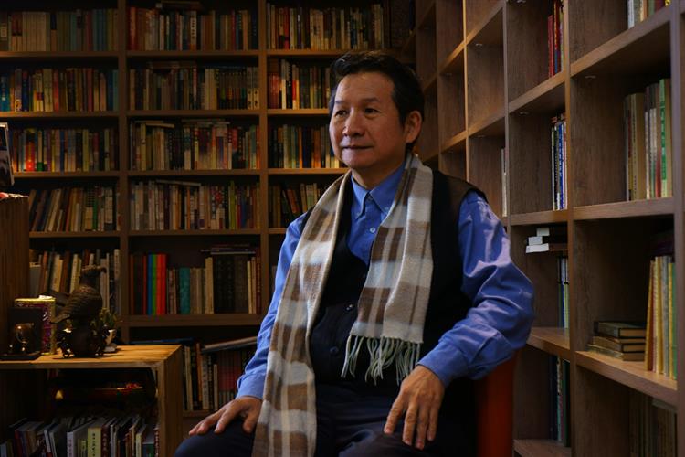 當理工遇上文學──詩的質能轉換：作家白靈專訪