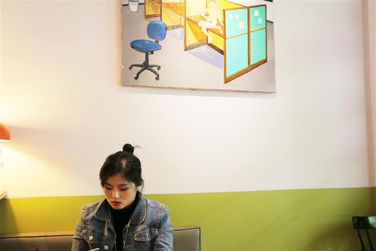 推理世界的養分來自生活，知言生活中蒐集小說的素材