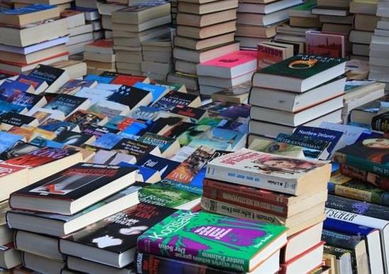 地下書街經營不易，十週年擬「脫胎換骨」！