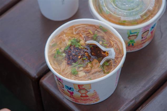 【秀威下午茶】排球隊的快出來面對！