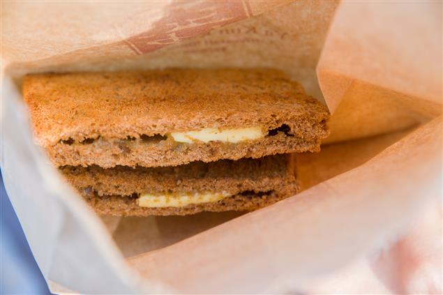 【秀威下午茶】除了台灣美食，偶爾也得畫畫世界美食地圖！