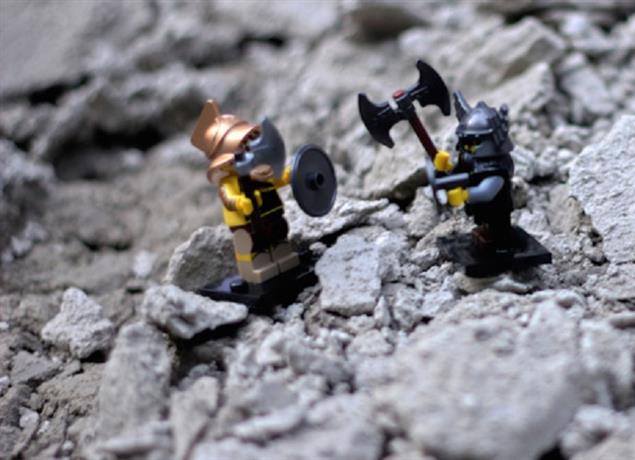 iPhone6加持發功！蘋果直追亞馬遜，定義數位出版未來