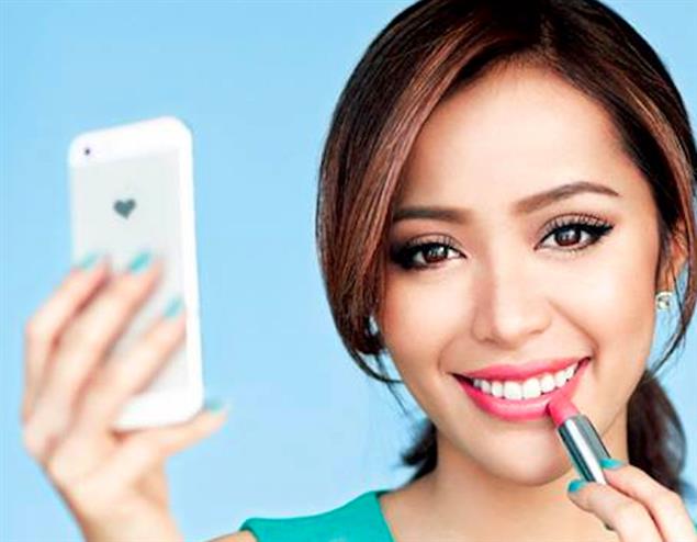 只會用貼文就遜了  跟YouTube美妝天后Michelle Phan一起學FB打書新招！