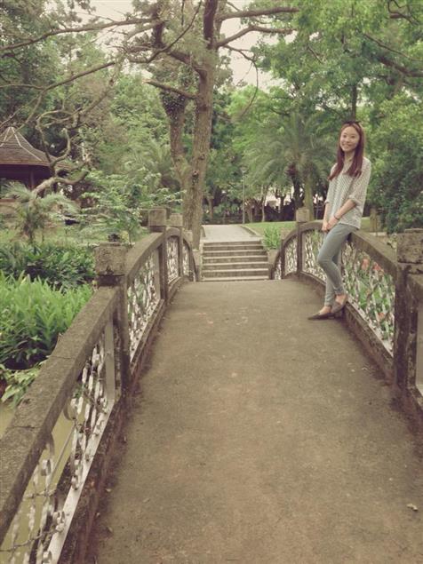 【秀威下午茶】手刀衝入其懷抱的賭城嫩雞！（本週話題人物：珊珊）