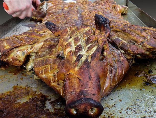 你有注意到朝鮮用_____來紀念已經滅亡的明朝嗎？沒有，因為你只想到你自己！