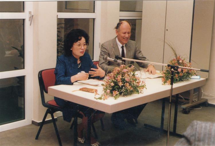 西方華語文壇的拓荒者：歐華作協永久名譽會長趙淑俠（上）