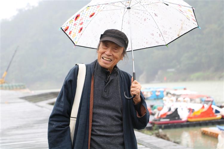 詩，散文，電影，畫畫，耐人尋味的頑童詩人：管管專訪