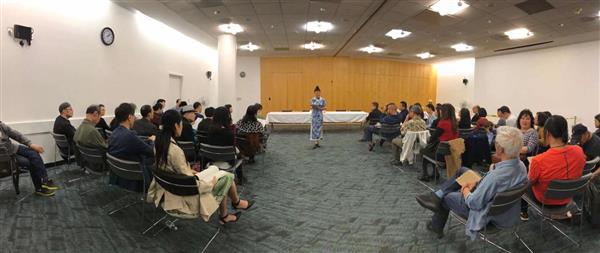 分享会照片12 诗人艺术家李桂田发言.jpg